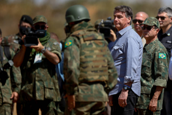 Declaração do general foi feita na leitura da Ordem do Dia do Soldado (Foto: Pedro Ladeira)