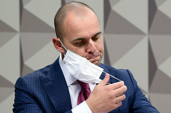 Pedro Benedito Batista Júnior responde a denúncias apresentadas à CPI por médicos e pacientes da Prevent Senior (Foto: Pedro França/Agência Senado)