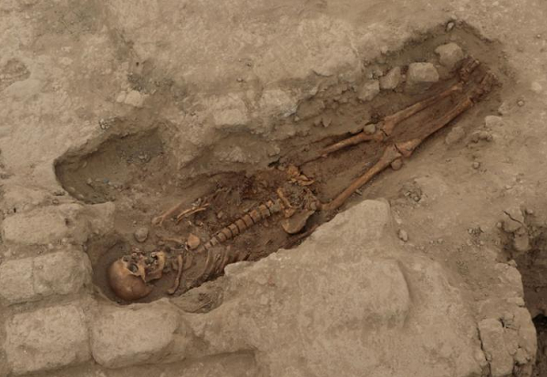 Descoberta foi feita há algumas semanas na Huaca Santa Rosa de Pucalá (Foto: Reprodução)