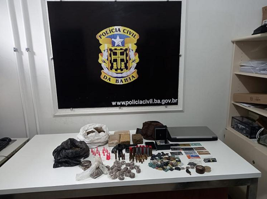 Mandados de prisão, busca e apreensão foram cumpridos em Salvador e no interior do estado (Foto: Ascom/Polícia Civil)