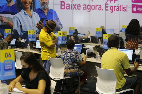 Feirão da Serasa vai até o próximo sábado, das 8h às 20h (Foto: Arisson Marinho/Correio)