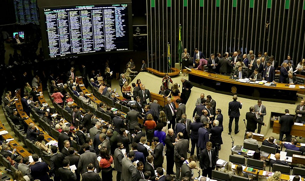 Plenário da Câmara dos Deputados (Foto: Wilson Dias/Agência Brasil)