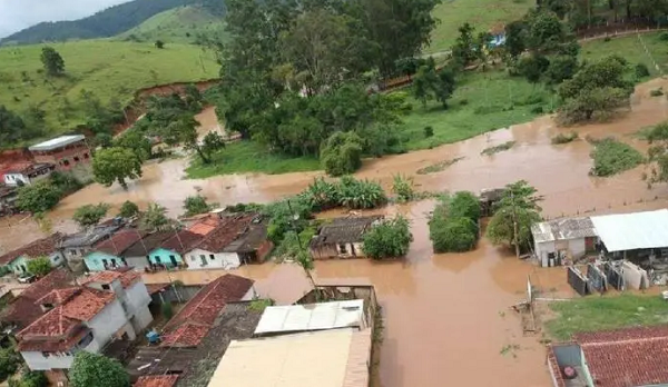 Milhares de famílias ficaram desabrigadas após as enchentes no extremo-sul do estado (Foto: Reprodução)