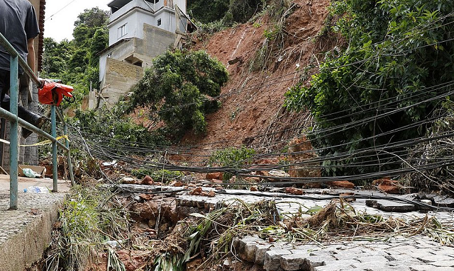Petrópolis foi atingida pelo temporal de terça-feira (15)(Foto: Fernando Frazão/Agência Brasil)