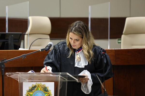 Segundo a desembargadora, meta agora será 'zerar as audiências presenciais acumuladas' devido à pandemia (Foto: Divulgação)