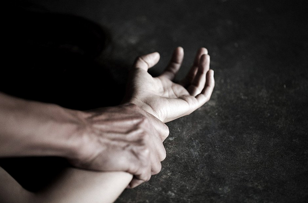 Segundo a assessoria da Sesab, em relação ao perfil da violência sexual na Bahia, a grande maioria das vítimas é do sexo feminino e são violentadas na residência ou em via pública (Foto: Reprodução)