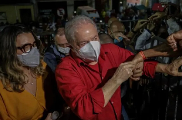 Lula acredita que é preciso superar a preocupação para vencer o adversário político (Foto: Uendel Garter/Ag. A TARDE)