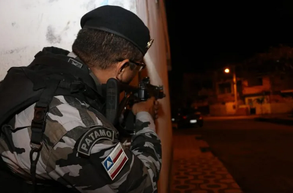 O secretário da Segurança Pública, Ricardo Mandarino, enxerga que os dados mostram boa evolução no combate à violência (Foto: Divulgação/SSP-BA)