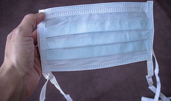 A medida que flexibiliza o uso em empresas pode ser reavaliada em caso de novos surtos de contaminações por covid-19 (Foto: Reprodução)