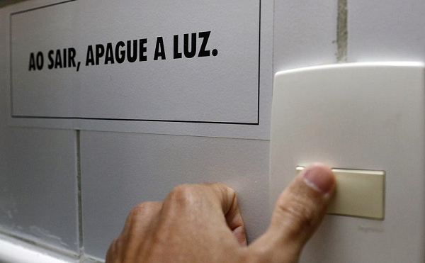 Com a decisão, não haverá cobrança extra na conta de luz no próximo mês (Foto: Fernando Frazão/Agência Brasil)