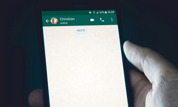 O recurso está em teste e ainda não há data prevista para chegar aos usuários (Foto: Christian Wiediger/Unsplash)