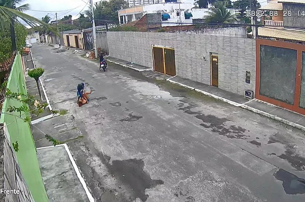 As imagens foram capturadas por câmeras de segurança (Foto: Reprodução)