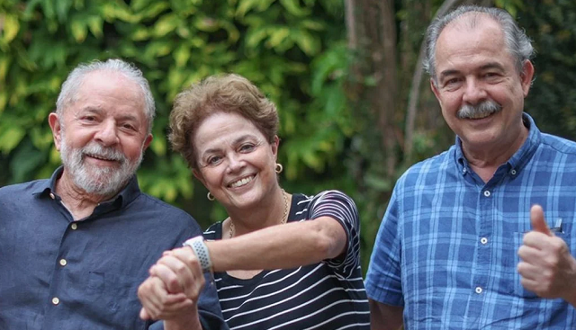 Ex-presidentes Lula e Dilma Rousseff e o ex-ministro Aloizio Mercadante (Foto: Reprodução)