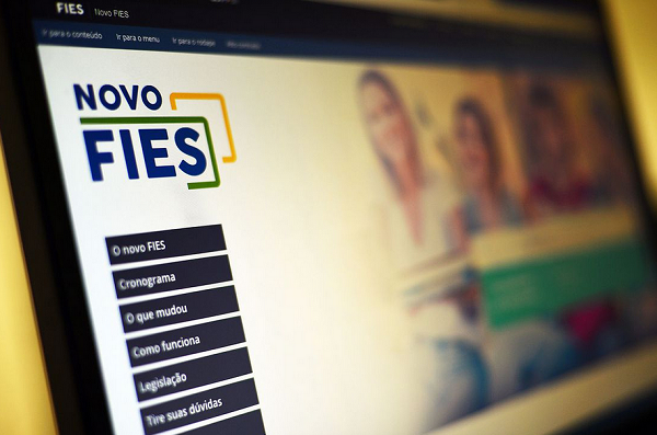 Valor mínimo de financiamento para todos os cursos é de R$ 300 (Foto: Juracy dos Anjos/Ag. A TARDE)