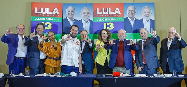 A campanha de Lula faz, na reta final da campanha, um forte apelo ao voto útil no ex-presidente contra o presidente Jair Bolsonaro (Foto: Divulgação)