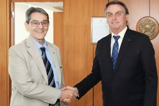 Apesar da afirmação, registros de Jefferson ao lado de Bolsonaro estão sendo publicados nas redes sociais - Roberto Jefferson e Jair Bolsonaro Foto: Divulgação/PTB