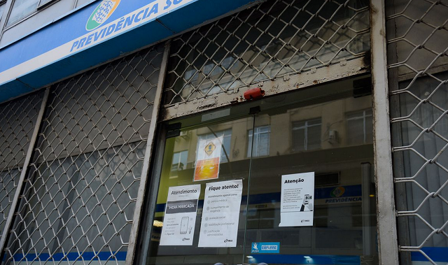 O atendimento humano será suspenso 30 minutos antes da partida e será retornado 30 minutos após o término do jogo (Foto: Tomaz Silva/Agência Brasil)