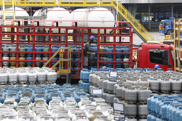 Preços dos combustíveis produzidos na refinaria seguem critérios de mercado (Foto: Olga Leiria/Ag. A TARDE)