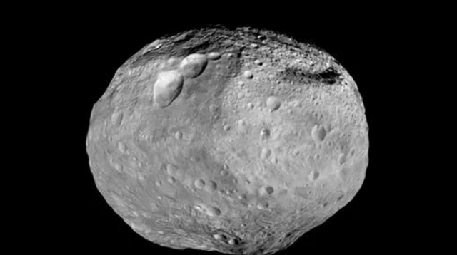 Nomeado de 2023 DW, o corpo celeste tem 49,29m de diâmetro e viaja a 24,63 quilômetros por segundo (Foto: Reprodução/Twitter Nasa Asteroid Watch)