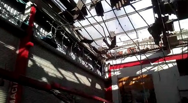 Explosão causou diversos danos na parte interna do estabelecimento (Foto: Reprodução/Redes sociais)