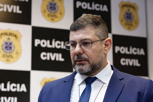 O delegado Charles Leão, da DreofCiber, e responsável pelo caso (Foto: Olga Leiria/Ag. A Tarde)
