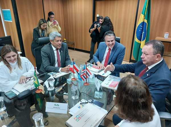 O governador destacou que somente a Bahia e mais quatro estados somam quase 60% dessas obras pelo Brasil (Foto: Daniel Senna/GOVBA)