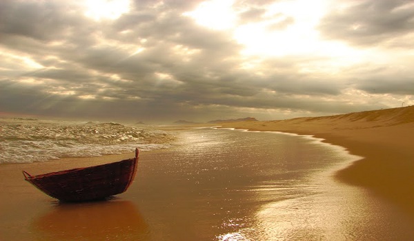 '(...)O homem, nascido da mulher, é de poucos dias e farto de inquietação'. (Jó 14:1)