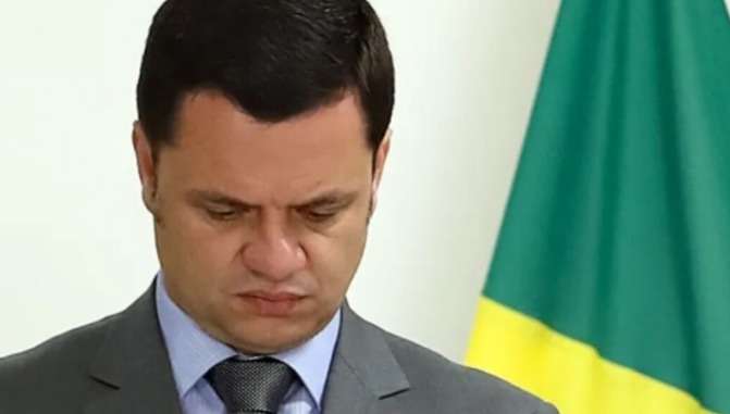 Agentes da PF foram à casa do ex-ministro e ao escritório do advogado dele na tarde desta terça-feira (18) - Foto: Divulgação