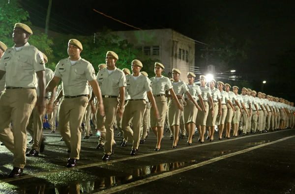 'A Segurança Pública da Bahia avança com mais 2.500 novos soldados para a Polícia Militar e o Corpo de Bombeiros', disse o governador Jerônimo Rodrigues (Foto: Joá Souza/GOVBA)