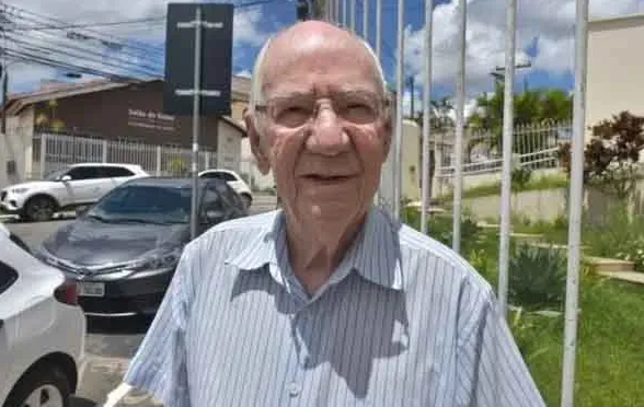 O ex-gestor teve complicações cardíacas e faleceu no Hospital SAMUR (Foto: Reprodução/Blog do Anderson)