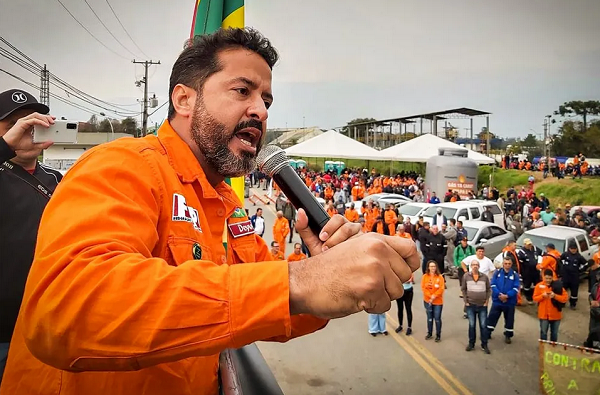 Deyvid Bacelar deu entrevista nesta terça ao programa Isso é Bahia, da rádio A TARDE FM (Foto: Divulgação/FUP)