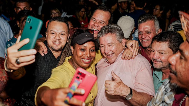 O secretário de Relações Institucionais do Estado, Luiz Caetano, comemorou seu aniversário na noite deste sábado (23) (Foto: Divulgação)