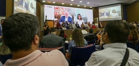 'Isso não é favor do governo, é obrigação', diz Lula. Foto: Marcelo Camargo - Agência Brasil