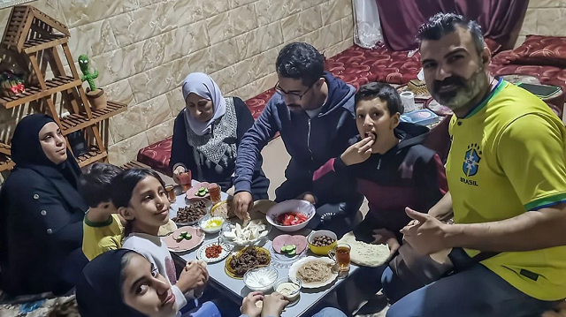 Itamaraty - Grupo de brasileiros aguarda autorização do Egito para cruzar a fronteira de Gaza (Foto: Reprodução)