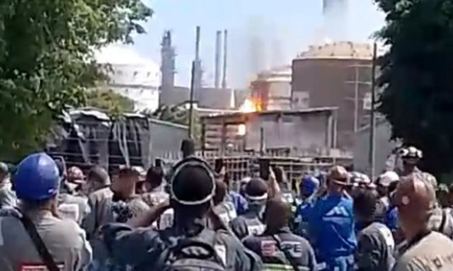 Vazamento assustou funcionários no Polo Industrial de Camaçari (Foto: Reprodução/Redes Sociais)