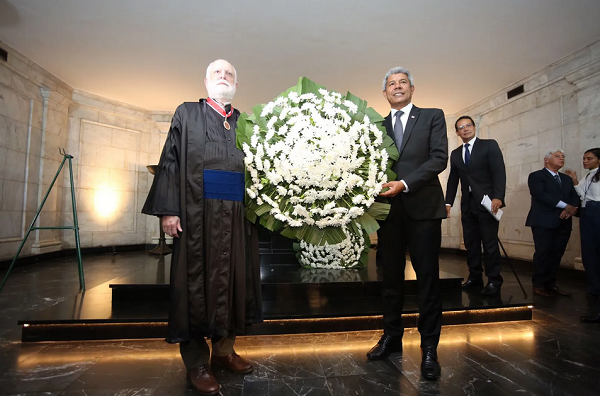 Governador Jerônimo Rodrigues participa de homenagem para Ruy Barbosa (Foto: Olga Leiria/Ag. A TARDE)