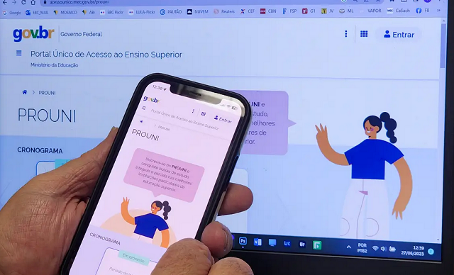 São oferecidas 406.428 bolsas, sendo 308.977 integrais (100%) e 97.451 parciais (50%) (Foto: Rafa Neddermeyer/Agência Brasil)