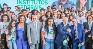 Cerimônia de anúncio de 100 novos Institutos Federais (Foto: Ricardo Stuckert)