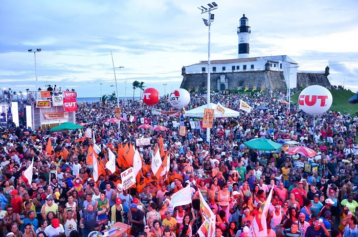 Mobilização será realizada nesta quarta-feira no Farol da Barra, em Salvador, pela CUT, CTB, Força Sindical, UGT, Nova Central e CSB - Foto: Ascom PT Bahia