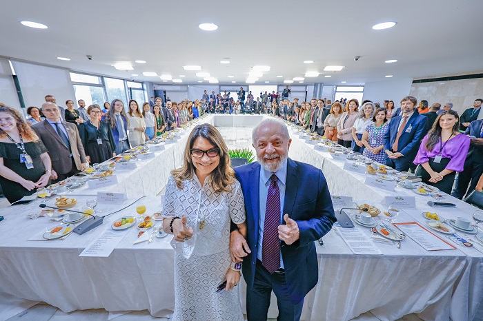 Em café da manhã com jornalistas Lula defendeu liberdade de imprensa - Foto: Victor Félix