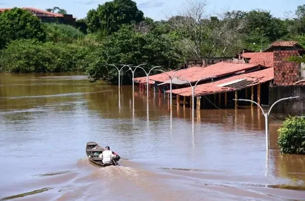 Ao todo, 1.031 famílias estão desabrigadas e 2.909 desalojadas (Foto: Reprodução/Governo do Maranhão)
