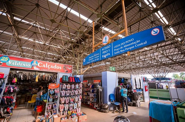 Centro Comercial de Camaçari (CCC), conhecido popularmente como Feira (Foto: Reprodução)