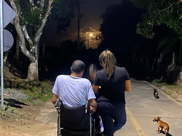 Sítio Monte Gordo, mais de duas décadas depois, admirando a Lua