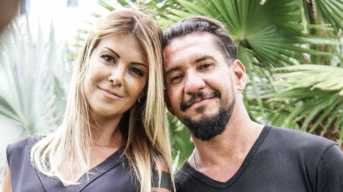 Rodolfo Abrantes, que fez parte da banda Raimundos, diz que esposa foi chamada de 'Jezabel para baixo' e que os dois foram cancelados por pastores 'que tinham como amigos'. Créditos: Reprodução/Redes Sociais