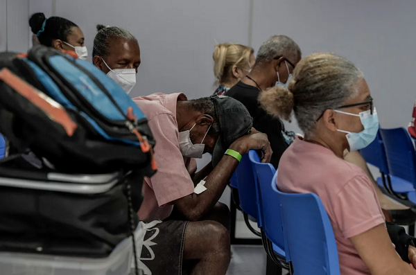 Transmissão ocorre pela água e alimentos contaminados ou contato com infectados (Foto: Uendel Galter/Ag A TARDE)