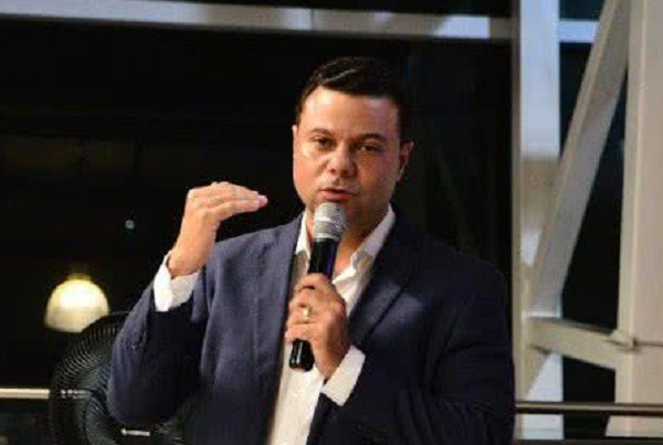 Vantagem de Caetano (PT) foi observada sobre o candidato Flávio Matos (União) (Foto: Divulgação)