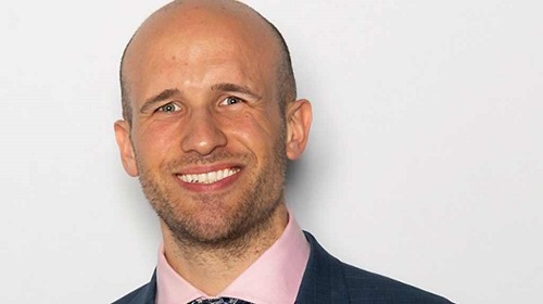 'Um pequeno pedaço de papiro mutilado, com apenas 11 por cinco centímetros e até feioso, se revelou um tesouro', diz Gabriel Nocchi Macedo, papirólogo e professor da Universidade de Liège (Crédito:Divulgação)