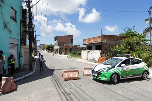 A STT ressalta que a Diretoria de Trânsito e Transporte, através dos prepostos, poderá, a qualquer tempo, alterar e/ou afixar sinalização vertical e realizar bloqueios, com vistas ao atendimento da melhor operacionalidade do trânsito e do transporte, desde que observados as normas vigentes, visando minimizar possíveis transtornos durante o evento. Foto: ASCOM PMC