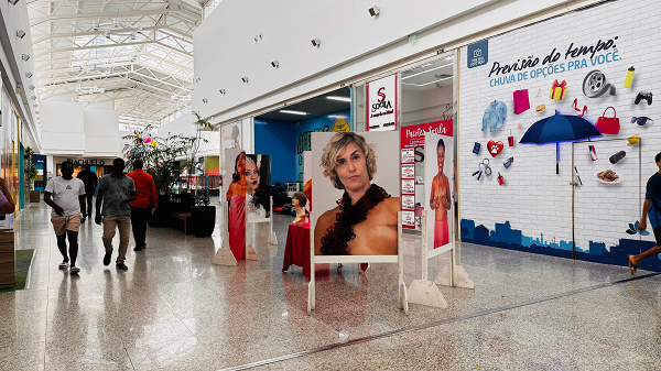 Campanha no Boulevard Shopping Camaçari convida todos a contribuir com o projeto, seja doando cabelo ou espalhando a mensagem de solidariedade e esperança que o Outubro Rosa representa (Foto: Divulgação)