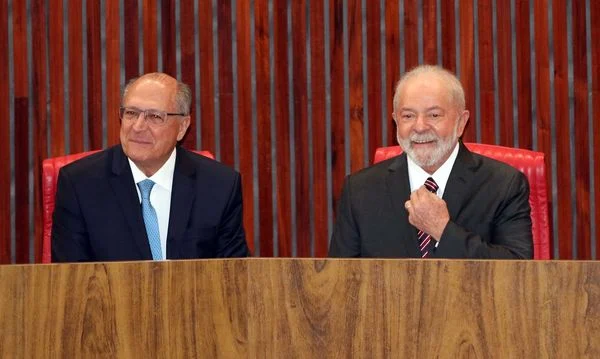 Alckmin e Lula (Foto: Fabio Rodrigues-Pozzebom/Agência Brasil)